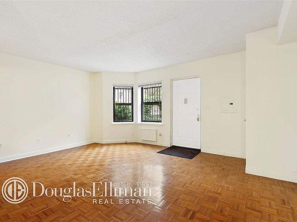 1st image of 71 E 118th St Fl 1
