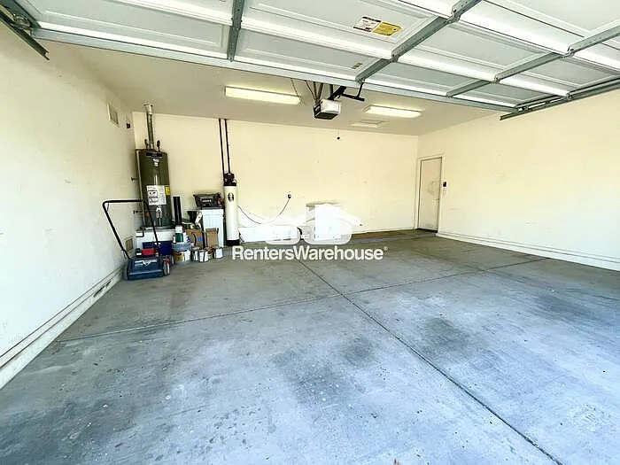 532 E Trellis Rd — Photo 24