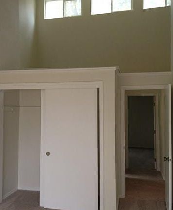 4th image of 6908 NE 43rd St APT D