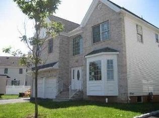 181 Cooper Ave, Iselin, NJ 08830