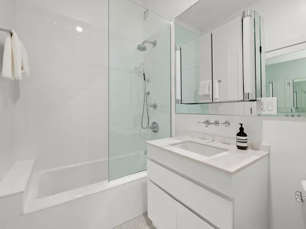 35 East 63rd Street image 24 of 25