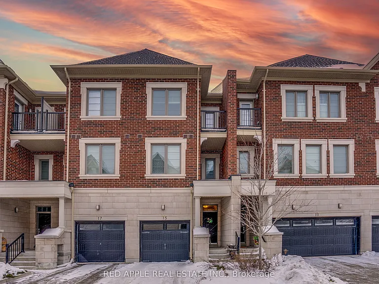 15 Dunton Ln — Photo 1