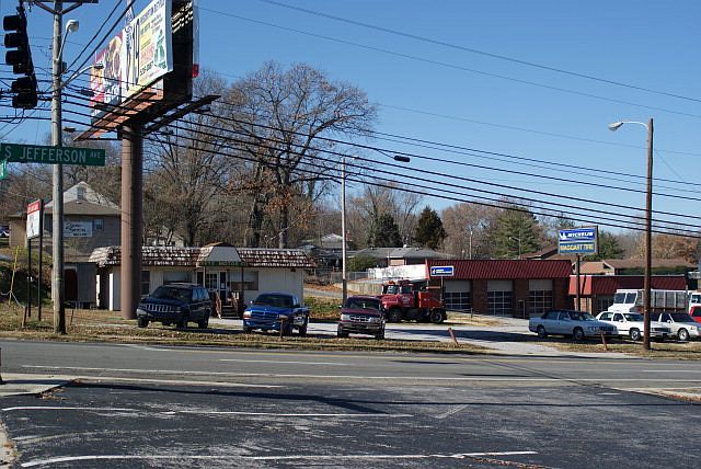 2nd image of 295 S Jefferson Ave