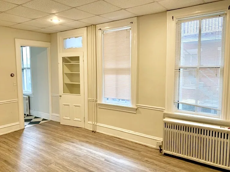 605 W Orange St #1 — Photo 7