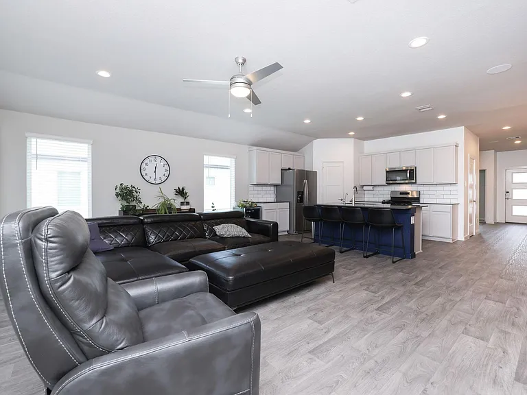 14209 Silver Maple Ct — Photo 23