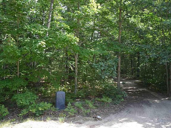 4th image of 9551 Pine Circle Dr NW