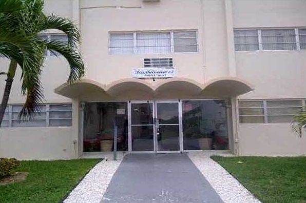 1st image of 1400 NE 169th St APT 216