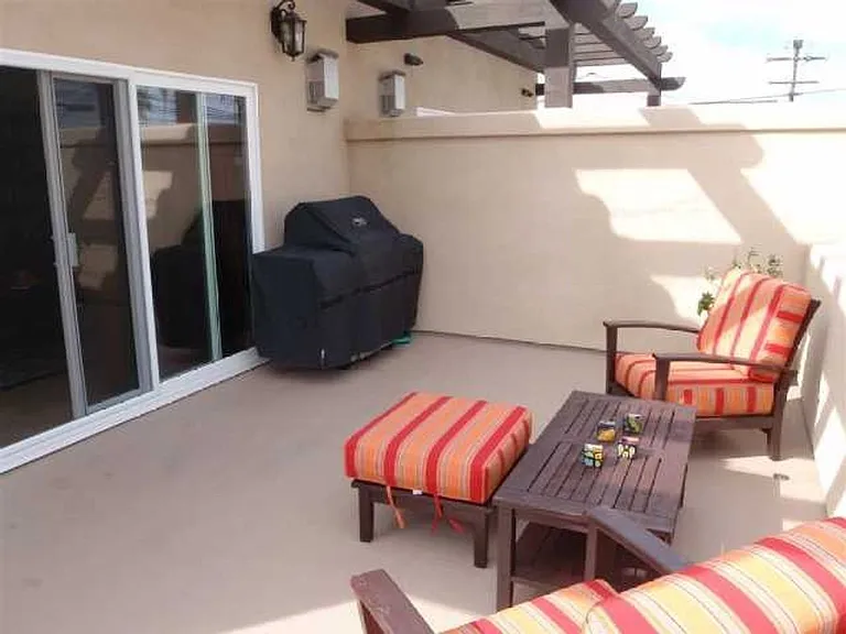 4886 Coronado Ave #B — Photo 9