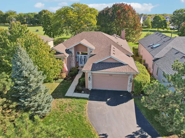 3127 N Southern Hills Dr, Wadsworth, IL 60083