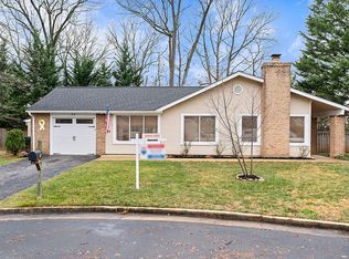 52 Thrush Rd, Sterling, VA 20164