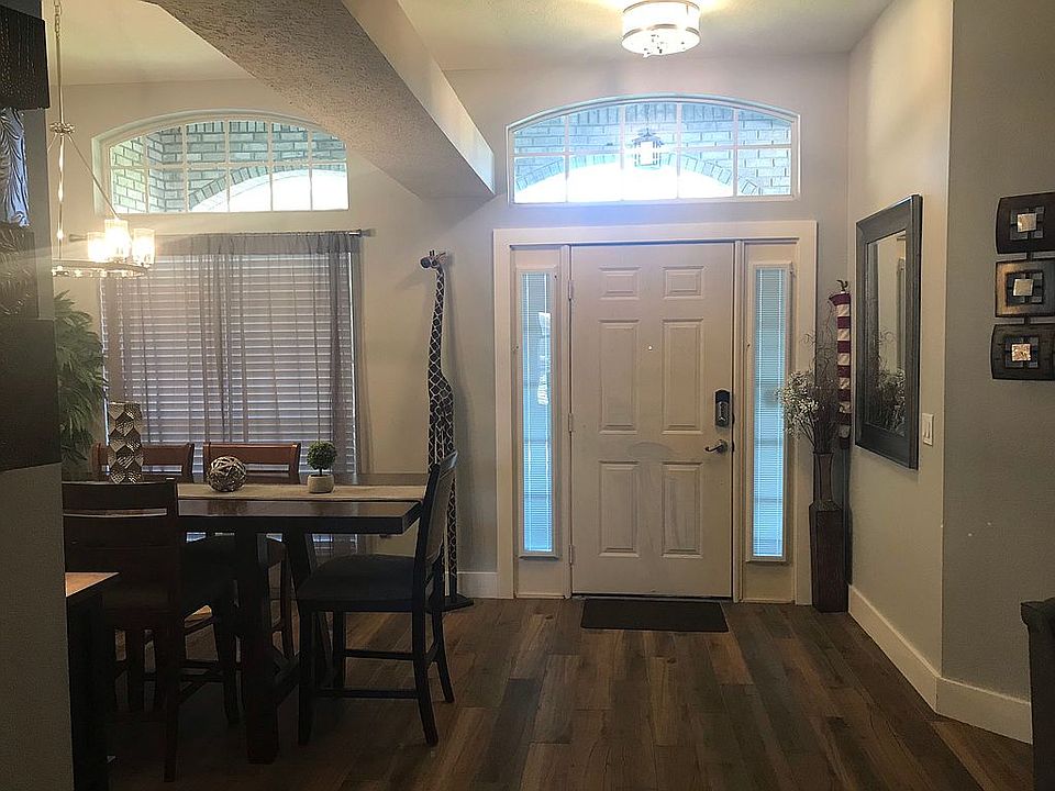 1st image of 2032 Watersedge Dr