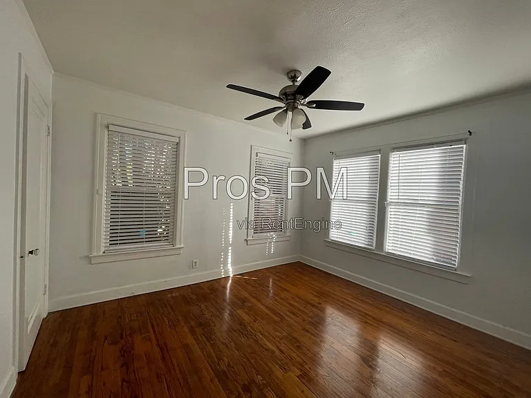 4000 Hawthorne Ave #4 — Photo 8