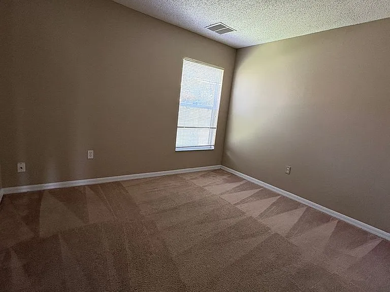 2932 Foraker Way — Photo 18