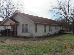 215 Willis St, Crossett, AR 71635