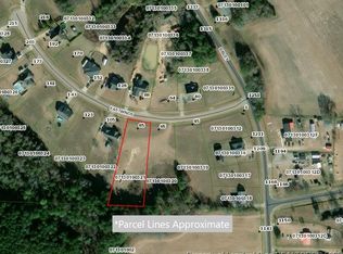 85 Eastwind Dr, Lumberton, NC 28358