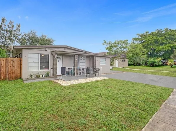 740 SW 10th St, Pompano Beach, FL 33060