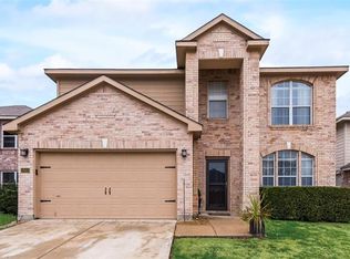 13613 Lost Spurs Rd, Roanoke, TX 76262