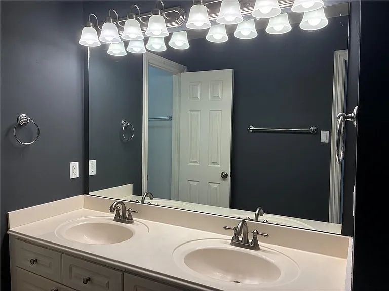 2203 Summer Bay Ct — Photo 22
