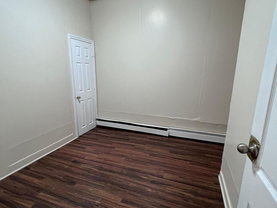 2nd image of 0 Broadway