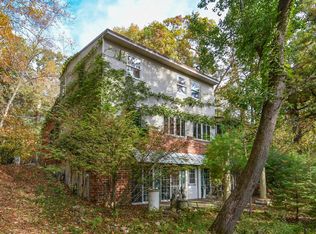 W5480 Rocky Rd, Elkhorn, WI 53121