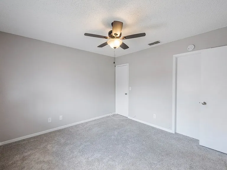 500 9th Ave S #B3 — Photo 13