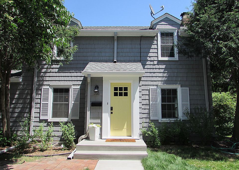 735 Pleasant Street front