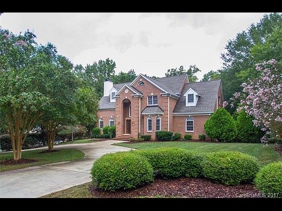 2nd image of 3834 Carmel Forest Dr