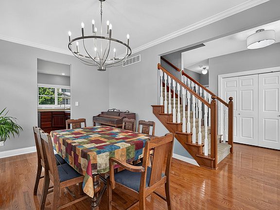 3rd image of 3305 Harrison Rd