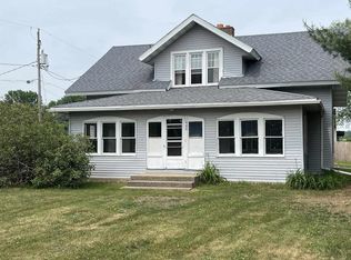 400 W 1st St, Junction City, WI 54443