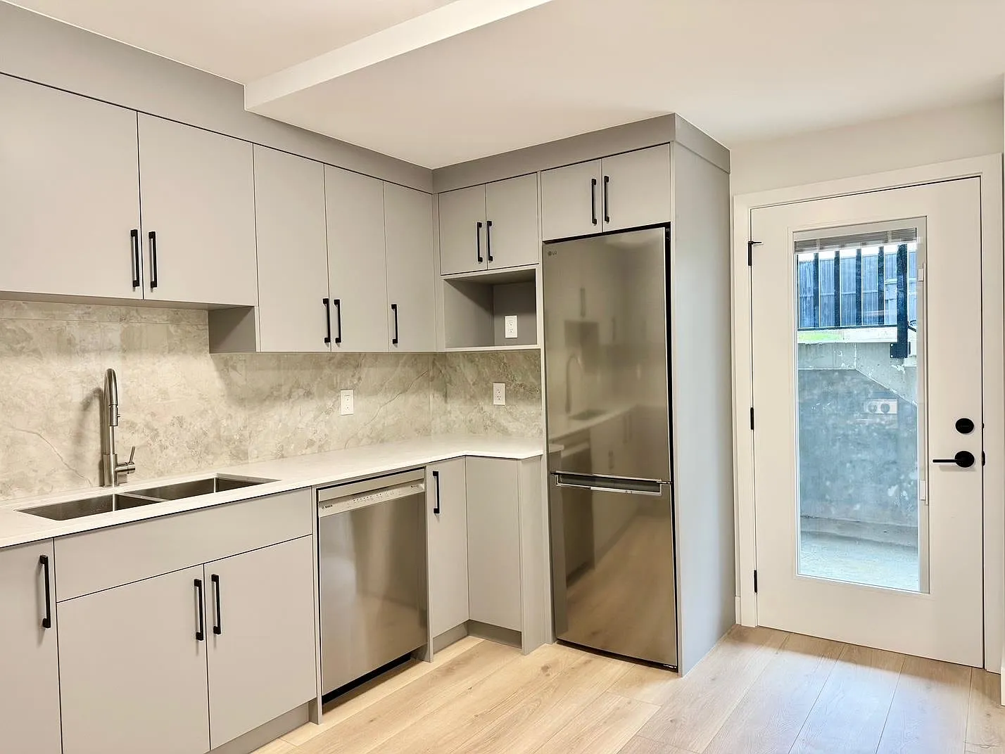 1 bed, 434 sqft, $1,750 — Photo 3