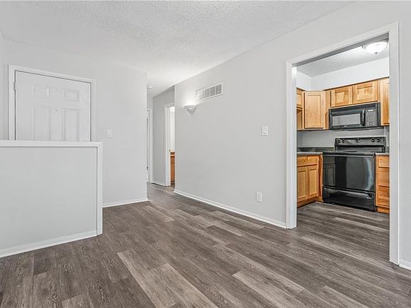 5th image of 1802 E 97th St APT A