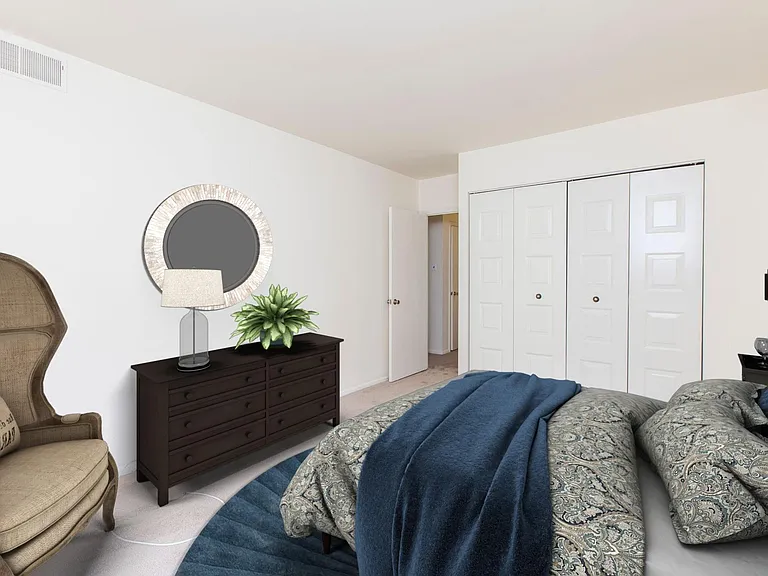 Colonial Village Townhomes — Photo 7