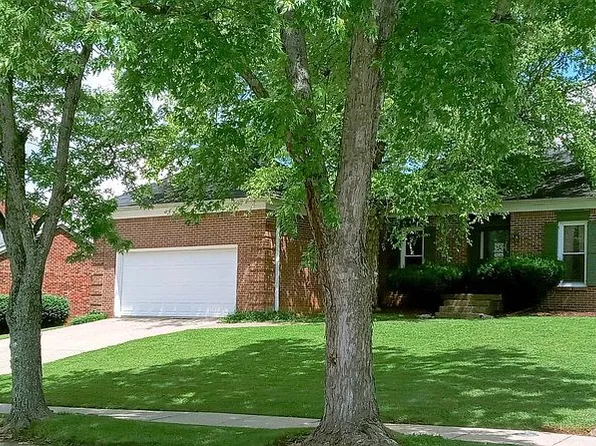 105 Beckley Woods Dr, Louisville, KY 40245