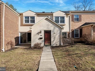 92 Old Forge Xing, Devon, PA, 19333