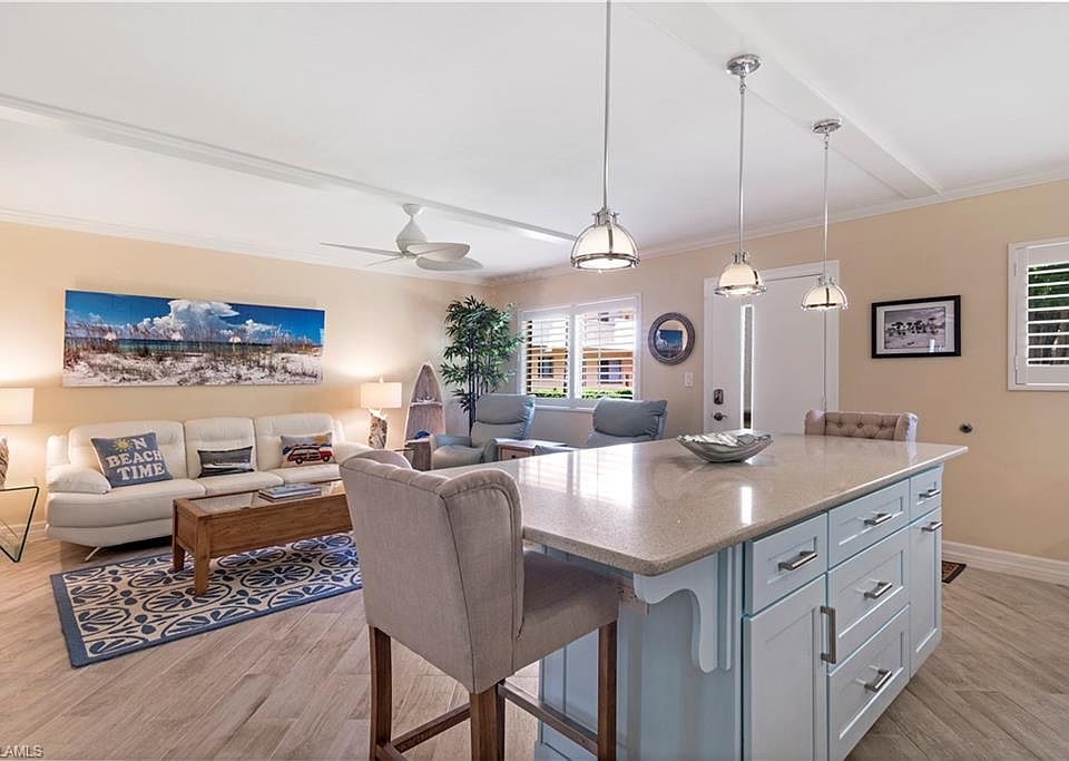 1st image of 1100 Gulf Shore Blvd N APT 106