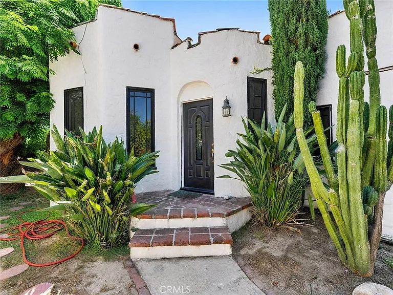 22028 Covello St #A & B — Photo 8
