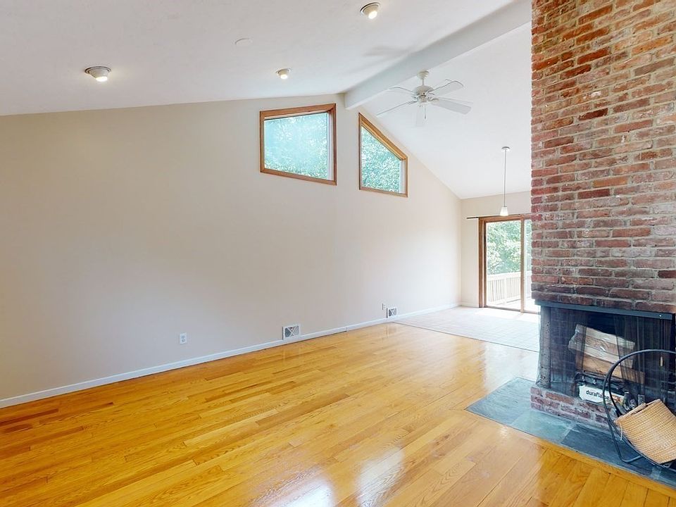 24 Brayton Rd, Brighton, MA 02135 Zillow