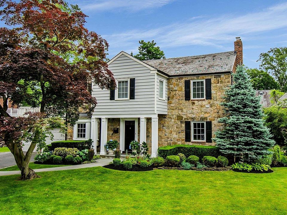 1st image of 20 Blenheim Drive
