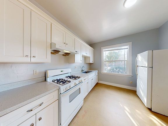 5th image of 624 31st St #B