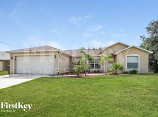 2511 52nd St SW, Lehigh Acres, FL 33976