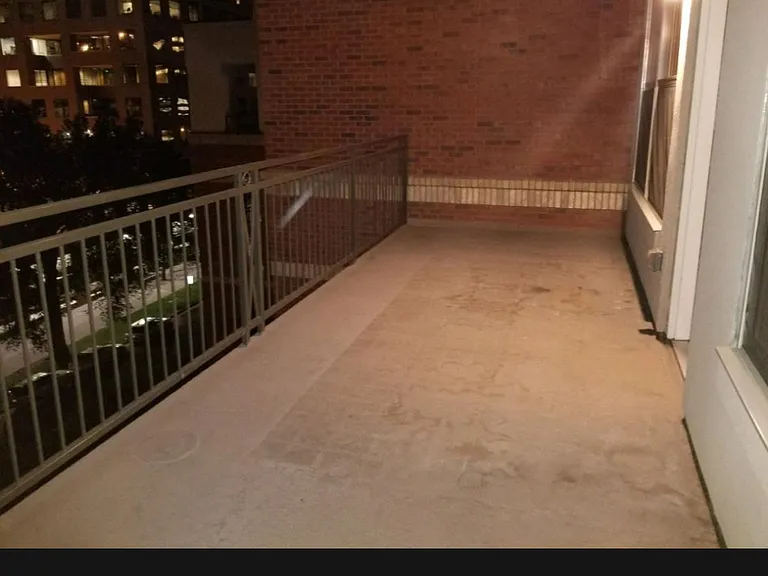 A LARGE Deck!