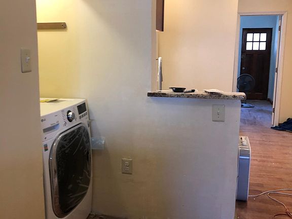 2nd image of 2125 S 11th St Floor 1