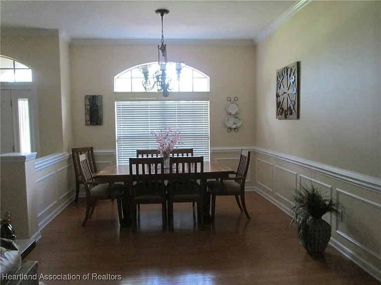 263 Bimini St NE — Photo 10