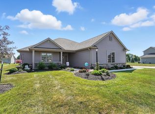 1704 Savona Ct, New Haven, IN 46774