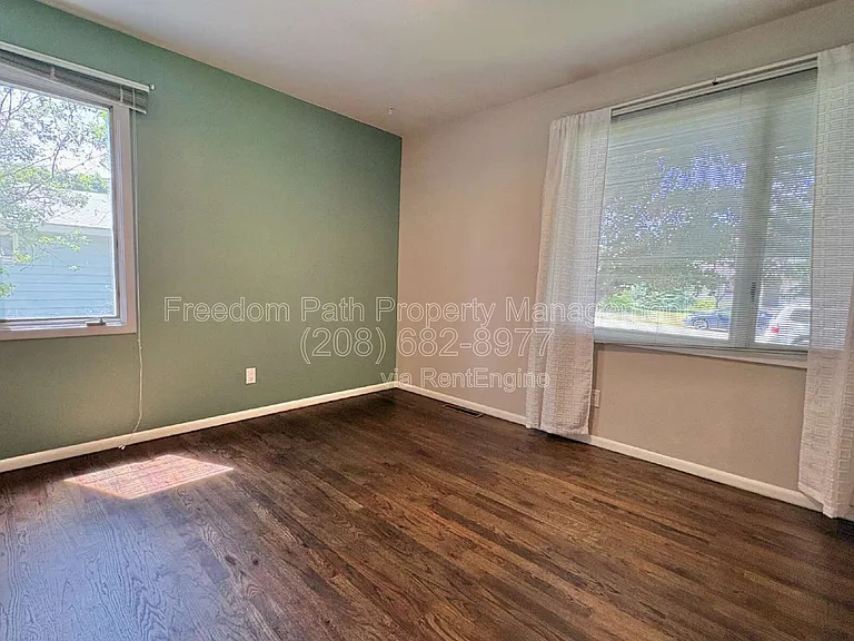 3010 N 5th St — Photo 7