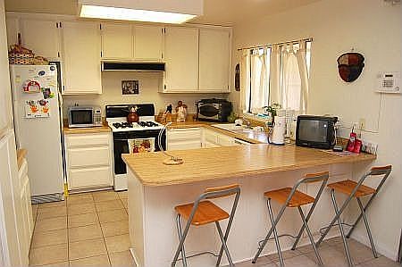 4th image of 15525 Ramona Dr