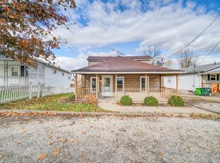 1099 Prospect St, Barberton, OH 44203