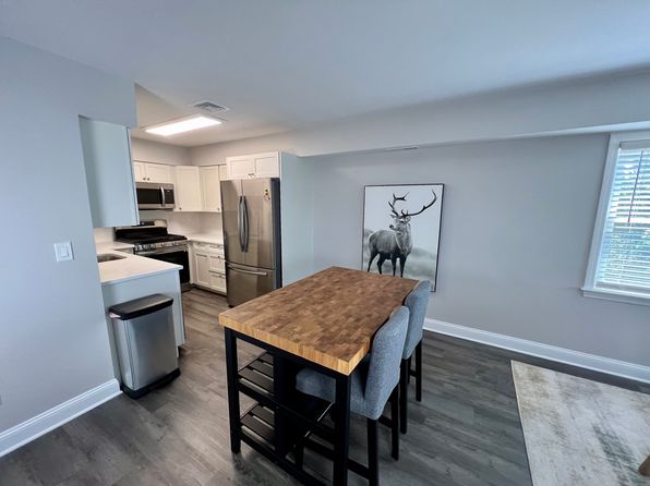 99 Cherry St SUITE 3
