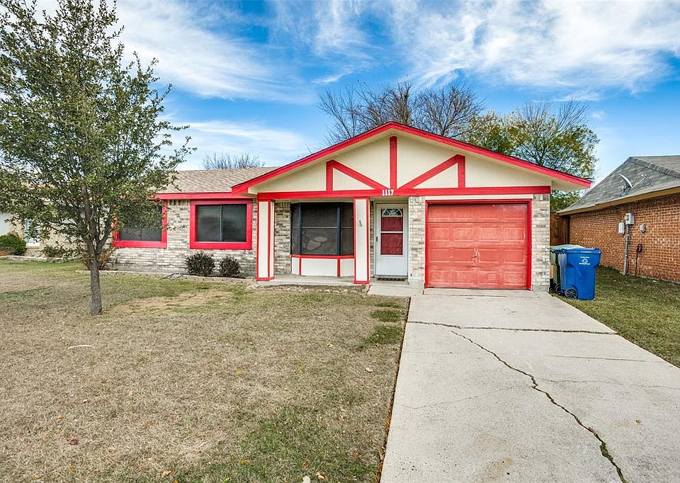 1st image of 1117 White Oak Dr