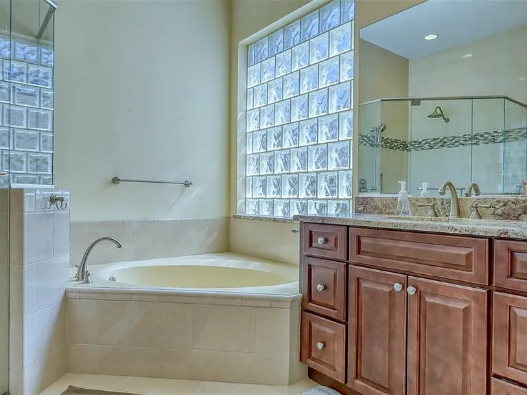 5141 Flagstone Dr — Photo 33